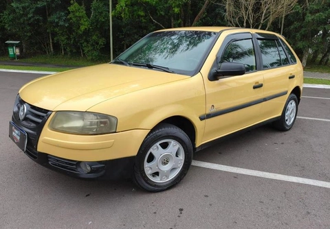 Volkswagen Gol 2006 Amarelo — foto 1 de 3