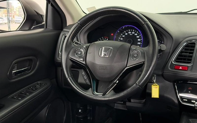 imagem-https://www.socarrao.com.br/sc-vehicle-images-prod/2277172/1788443549294-8213256_9_B_58f69c83f7.jpeg
