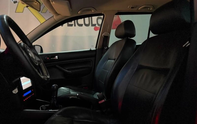 imagem-https://www.socarrao.com.br/sc-vehicle-images-prod/2277194/1789169376482-8215187_1_B_ef547592ec.jpeg