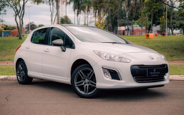 imagem-https://www.socarrao.com.br/sc-vehicle-images-prod/2277352/1782561513512-8171464_2_B_8618124312.jpeg