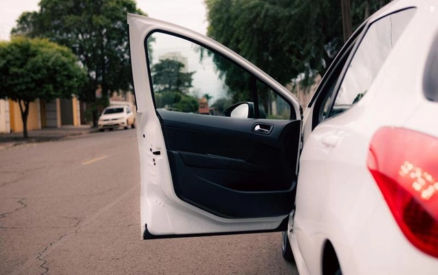 imagem-https://www.socarrao.com.br/sc-vehicle-images-prod/2277352/1782561513518-8171464_0_B_7f41ff61d2.jpeg