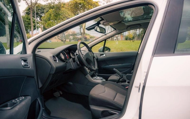imagem-https://www.socarrao.com.br/sc-vehicle-images-prod/2277352/1782561513518-8171464_2_B_86c576fd5e.jpeg
