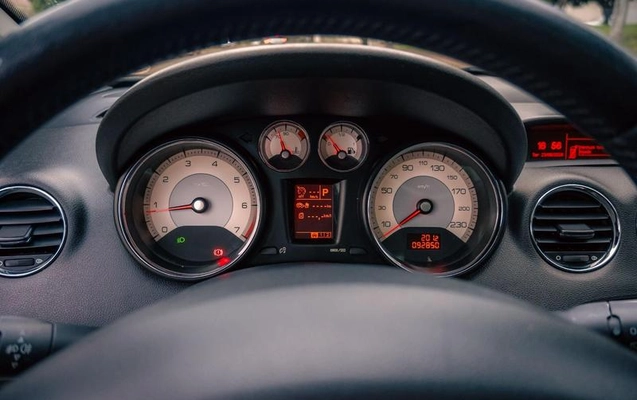 imagem-https://www.socarrao.com.br/sc-vehicle-images-prod/2277352/1782561513521-8171464_12_B_8625ee4aa5.jpeg