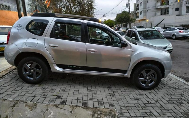 imagem-https://www.socarrao.com.br/sc-vehicle-images-prod/2277365/1787229768589-8215352_4_B_2b97d985fc.jpeg