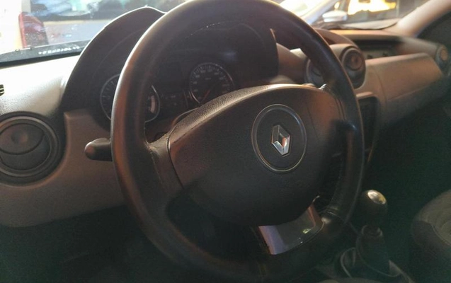 imagem-https://www.socarrao.com.br/sc-vehicle-images-prod/2277365/1787229768600-8215352_14_B_a7e9206958.jpeg