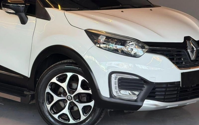 imagem-https://www.socarrao.com.br/sc-vehicle-images-prod/2277582/1789477650500-8199904_12_B_31ca0fc8d6.jpeg