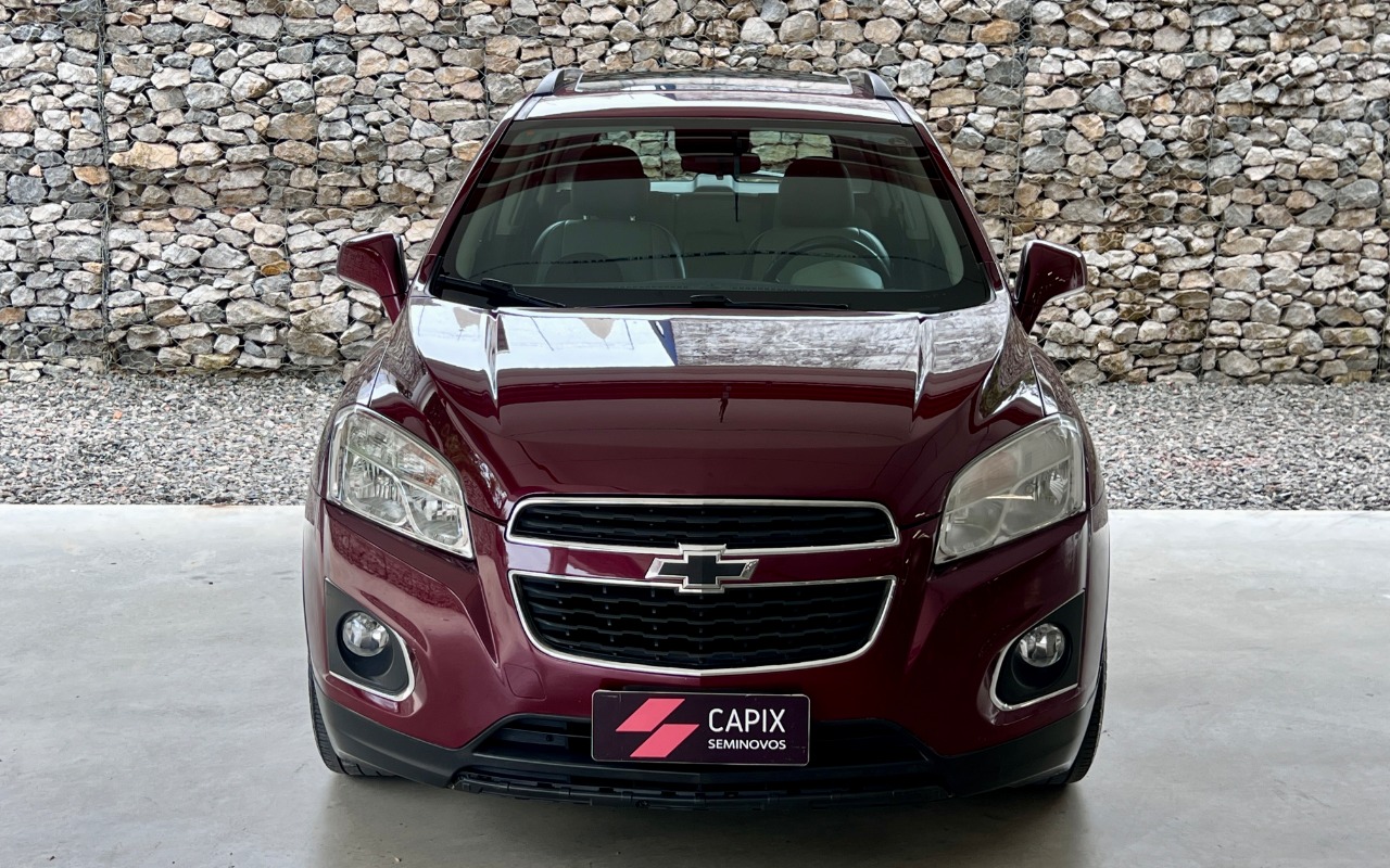 imagem-https://www.socarrao.com.br/sc-vehicle-images-prod/2279325/1782265489384-SU1HXzA0MjguanBn.jpg