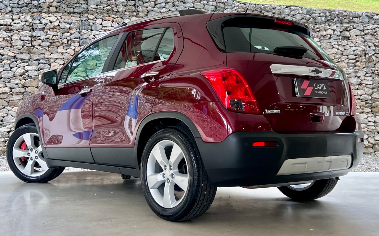 imagem-https://www.socarrao.com.br/sc-vehicle-images-prod/2279325/1782265491108-SU1HXzA0MzkuanBn.jpg