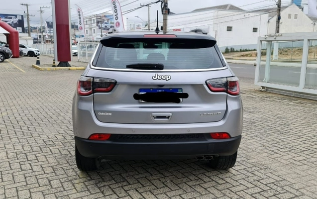 imagem-https://www.socarrao.com.br/sc-vehicle-images-prod/2279739/1782269842055-V2hhdHNBcHAgSW1hZ2UgMjAyNi0wNi0yMyBhdCAyMy4zOC41NC5qcGVn.jpeg