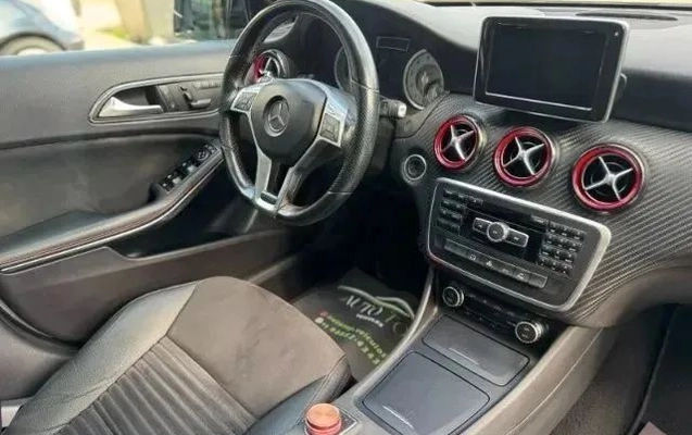 imagem-https://www.socarrao.com.br/sc-vehicle-images-prod/2286529/1791916411738-gb-76dd0dc.jpg