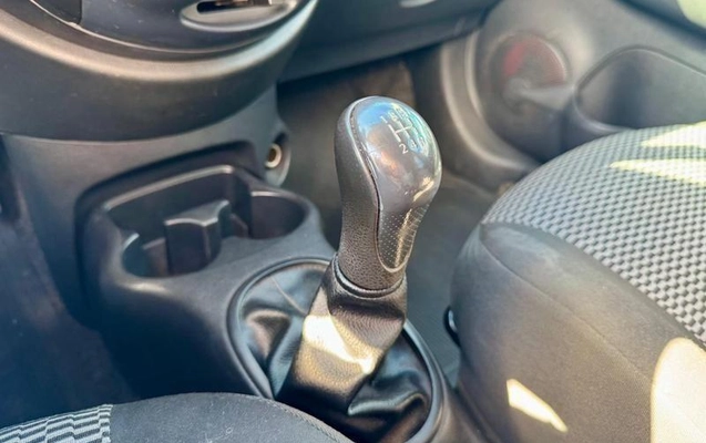 imagem-https://www.socarrao.com.br/sc-vehicle-images-prod/2286875/1786026976242-8212983_1_B_2f17d0e5e7.jpeg