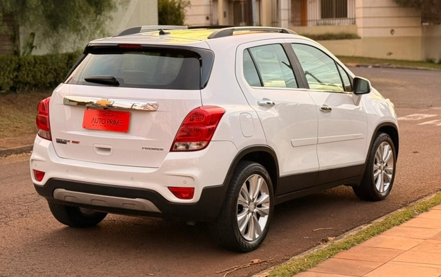 imagem-https://www.socarrao.com.br/sc-vehicle-images-prod/2286927/1782303767461-3_091939.jpg