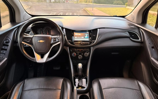 imagem-https://www.socarrao.com.br/sc-vehicle-images-prod/2286927/1782303767463-8_091939.jpg