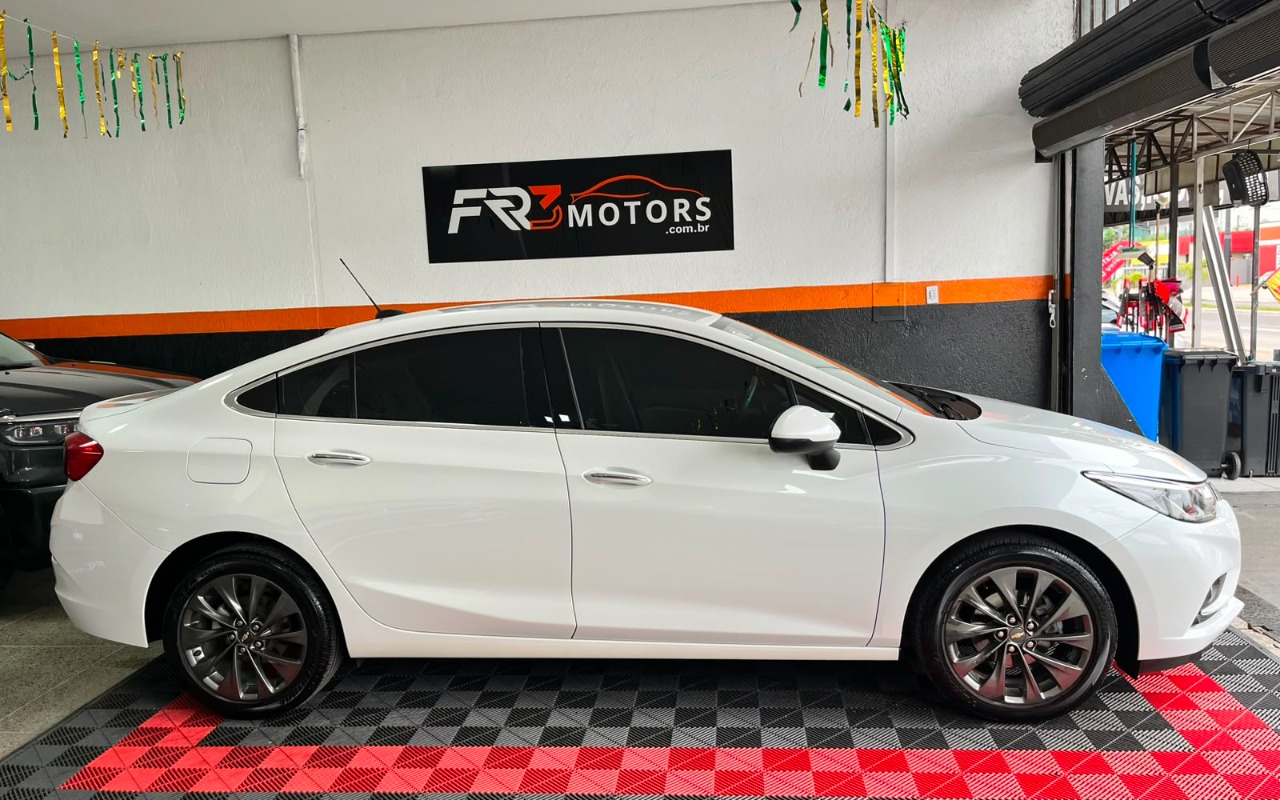 imagem-https://www.socarrao.com.br/sc-vehicle-images-prod/2287332/1782305542027-V2hhdHNBcHAgSW1hZ2UgMjAyNi0wNi0yMCBhdCAxMi4zOS4zMyAoMykuanBlZw.jpeg