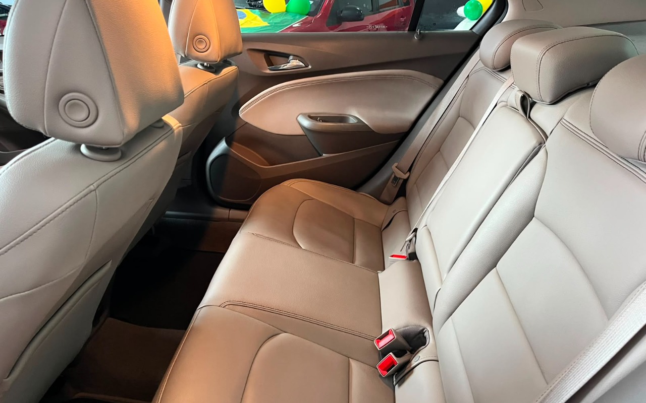 imagem-https://www.socarrao.com.br/sc-vehicle-images-prod/2287332/1782305542615-V2hhdHNBcHAgSW1hZ2UgMjAyNi0wNi0yMCBhdCAxMi4zOS4zMiAoMikuanBlZw.jpeg