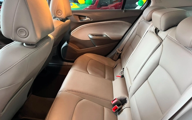 imagem-https://www.socarrao.com.br/sc-vehicle-images-prod/2287332/1782305542615-V2hhdHNBcHAgSW1hZ2UgMjAyNi0wNi0yMCBhdCAxMi4zOS4zMiAoMikuanBlZw.jpeg