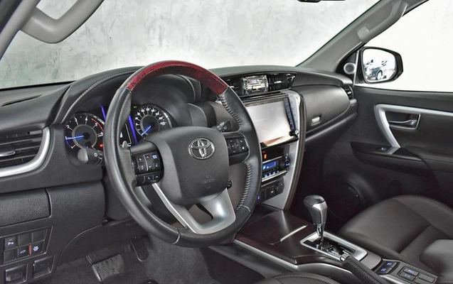 imagem-https://www.socarrao.com.br/sc-vehicle-images-prod/2287346/1786709519130-7767198_4_B_d323f4b8e8.jpeg