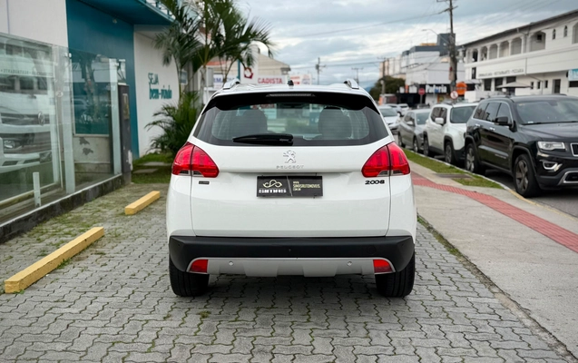 imagem-https://www.socarrao.com.br/sc-vehicle-images-prod/2287537/1782306615967-04a54f02-a556-4d87-80c4-1f0d215b2464.jpg