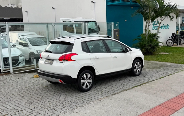 imagem-https://www.socarrao.com.br/sc-vehicle-images-prod/2287537/1782306615969-49827edc-bf17-4708-9076-ee15147c7b7d.jpg
