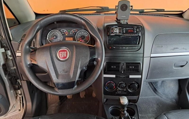 imagem-https://www.socarrao.com.br/sc-vehicle-images-prod/2287584/1789587740218-8214400_1_B_cd86cfbb09.jpeg