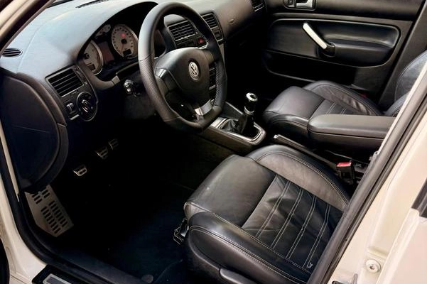 imagem-https://www.socarrao.com.br/sc-vehicle-images-prod/2287642/1787855415605-8211597_8_B_dfea7428d2.jpeg