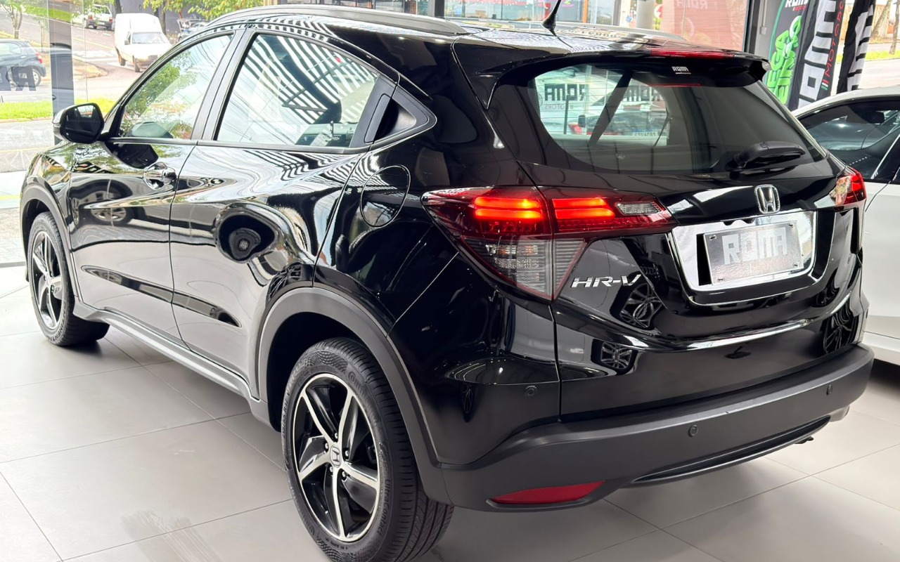 imagem-https://www.socarrao.com.br/sc-vehicle-images-prod/2287660/1782307134728-V2hhdHNBcHAgSW1hZ2UgMjAyNi0wNi0xMSBhdCAxMy4wMi4yMyAoMykuanBlZw.jpeg