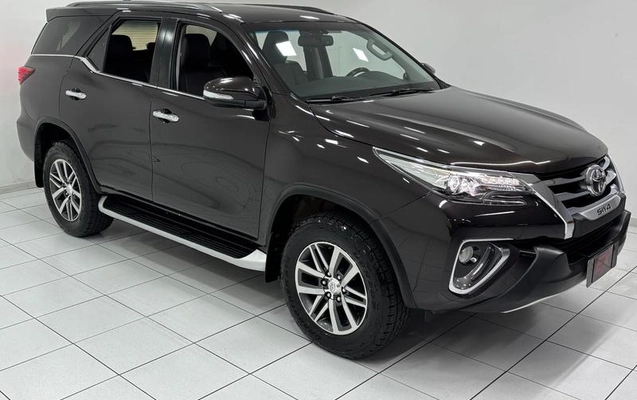 imagem-https://www.socarrao.com.br/sc-vehicle-images-prod/2287725/1782420628417-8216173_13_B_1d9b01d973.jpeg