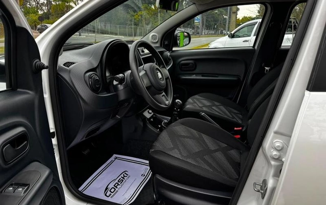 imagem-https://www.socarrao.com.br/sc-vehicle-images-prod/2287762/1789073969648-8200108_6_B_c8747958ce.jpeg