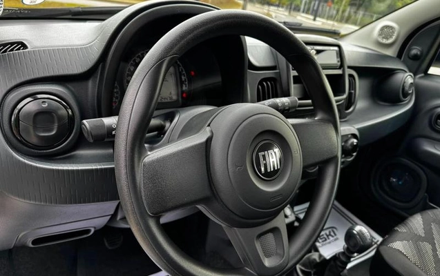 imagem-https://www.socarrao.com.br/sc-vehicle-images-prod/2287762/1789073969651-8200108_7_B_ef8a222841.jpeg