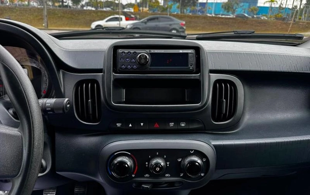 imagem-https://www.socarrao.com.br/sc-vehicle-images-prod/2287762/1789073969658-8200108_5_B_c1ba17fb43.jpeg