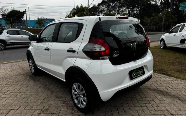 imagem-https://www.socarrao.com.br/sc-vehicle-images-prod/2287762/1789073969672-8200108_18_B_8ec3e128e9.jpeg