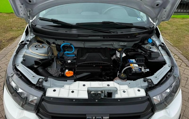 imagem-https://www.socarrao.com.br/sc-vehicle-images-prod/2287762/1789073969678-8200108_9_B_6ac3edbf38.jpeg