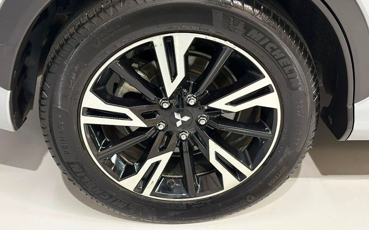 imagem-https://www.socarrao.com.br/sc-vehicle-images-prod/2287946/1782308697259-TUlUU1VCSVNISSBFQ0xJUFNFIENST1NTIEhQRSAtIDIwMjYgLSBQUkFUQSAgVEJXLTJCNTMgKDEzKS5qcGc.jpg