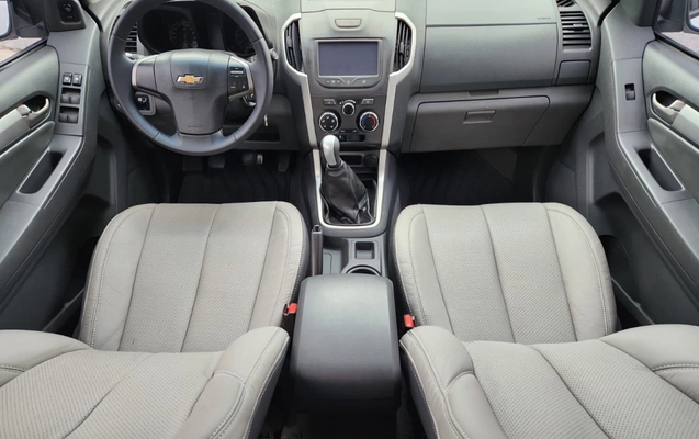imagem-https://www.socarrao.com.br/sc-vehicle-images-prod/2288073/1782309320947-V2hhdHNBcHAgSW1hZ2UgMjAyNi0wNi0yNCBhdCAxMC40Ni4wMyAoMykuanBlZw.jpeg