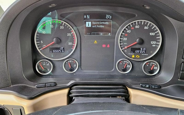 imagem-https://www.socarrao.com.br/sc-vehicle-images-prod/2288116/1791404158247-8203018_6_B_12df67f566.jpeg