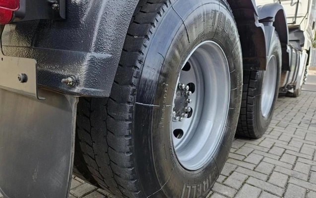 imagem-https://www.socarrao.com.br/sc-vehicle-images-prod/2288116/1791404158252-8203018_15_B_424a5eb329.jpeg