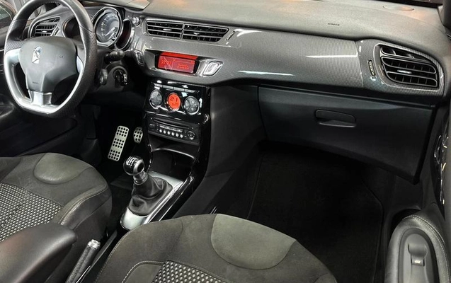 imagem-https://www.socarrao.com.br/sc-vehicle-images-prod/2288359/1788193261976-8216568_2_B_f1b8921813.jpeg