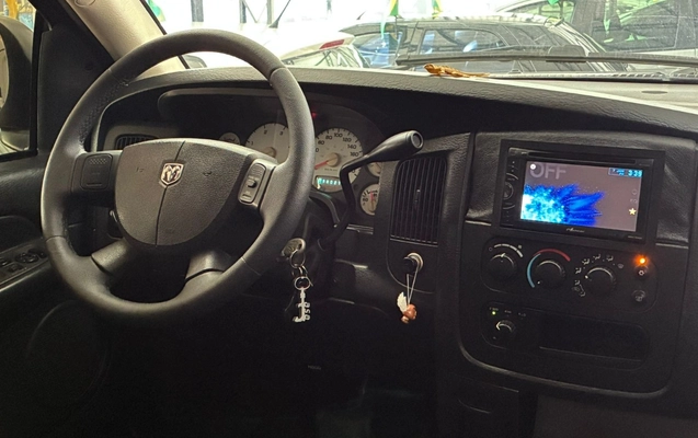 imagem-https://www.socarrao.com.br/sc-vehicle-images-prod/2288432/1782311017528-UkFNIDA1IDguanBn.jpg