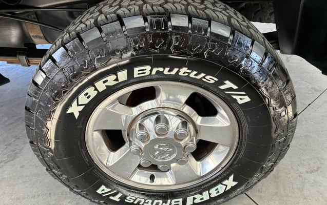 imagem-https://www.socarrao.com.br/sc-vehicle-images-prod/2288432/1782311017587-UkFNIDA1IDkuanBn.jpg