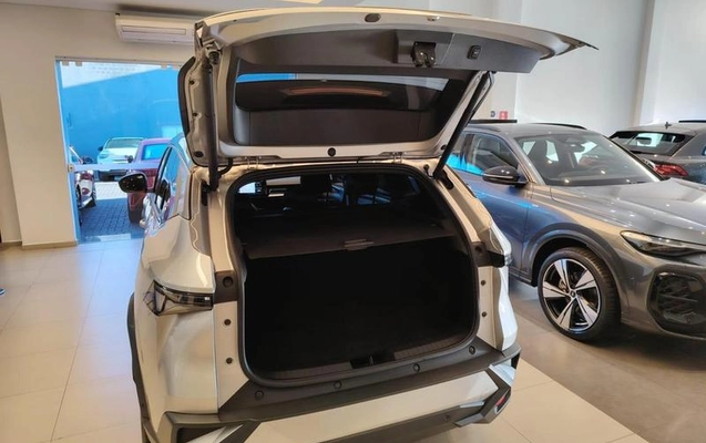 imagem-https://www.socarrao.com.br/sc-vehicle-images-prod/2288486/1788470149479-8216648_9_B_f3b2bc6bfe.jpeg