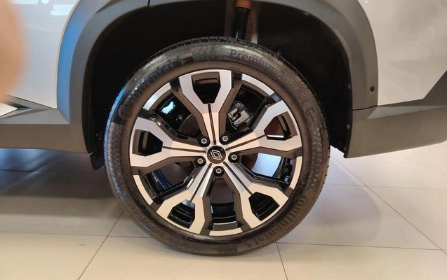 imagem-https://www.socarrao.com.br/sc-vehicle-images-prod/2288486/1788470149481-8216648_11_B_72a85f434d.jpeg