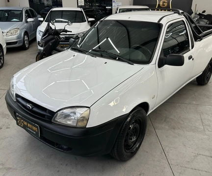 Ford Courier 1.6 L/ 1.6 Flex 2013 Branco — foto 1 de 3