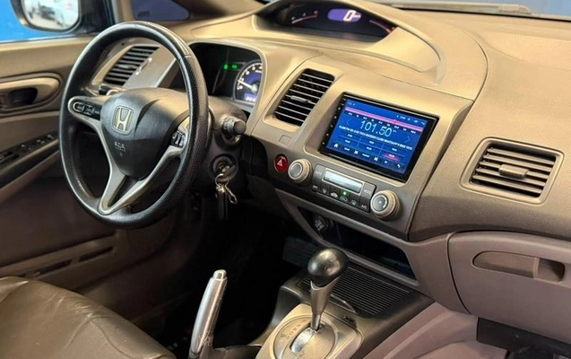 imagem-https://www.socarrao.com.br/sc-vehicle-images-prod/2288567/1789657242550-8214789_10_B_17d1b4908e.jpeg