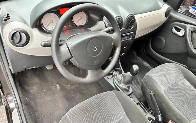 imagem-https://www.socarrao.com.br/sc-vehicle-images-prod/2288674/1788360064673-7994212_12_B_32355da2b9.jpeg