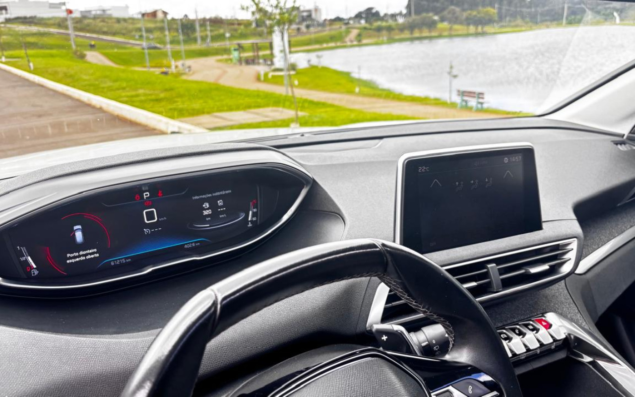 imagem-https://www.socarrao.com.br/sc-vehicle-images-prod/2288757/1782313586840-OS5qcGVn.jpeg