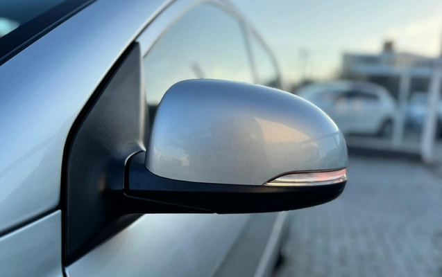 imagem-https://www.socarrao.com.br/sc-vehicle-images-prod/2288868/1782313606259-21b13d4a-c908-4eba-9231-699ab72d3e83.jpg