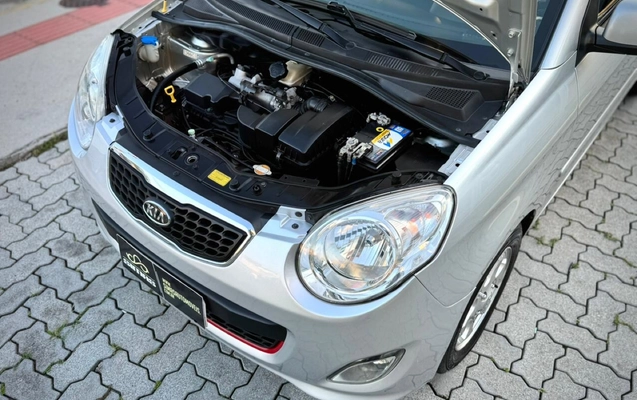 imagem-https://www.socarrao.com.br/sc-vehicle-images-prod/2288868/1782313606263-8732880f-40a5-4522-a5f9-38a141bd203b.jpg