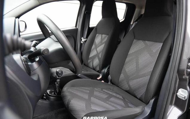 imagem-https://www.socarrao.com.br/sc-vehicle-images-prod/2288903/1782313768635-8211087_9_B_6675232a07.jpeg