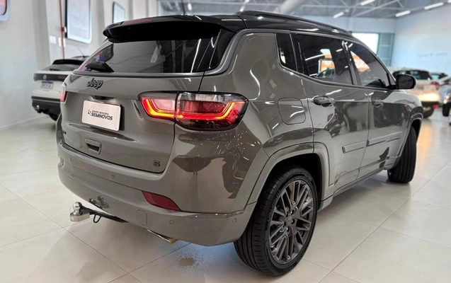 imagem-https://www.socarrao.com.br/sc-vehicle-images-prod/2289818/1790017877084-8217337_1_B_92b40cfe71.jpeg