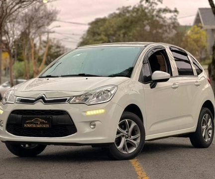 Citroën C3 2015 Branco — foto 1 de 3